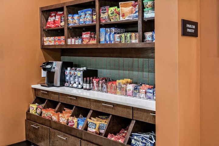 Snack bar
