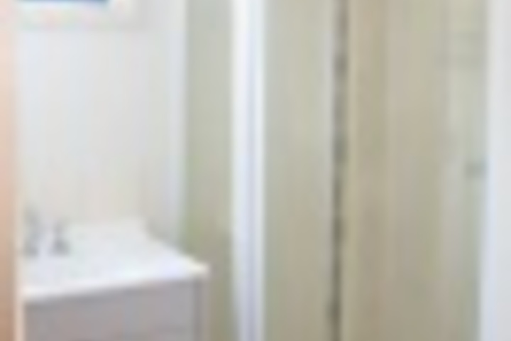 Room 160 of 228