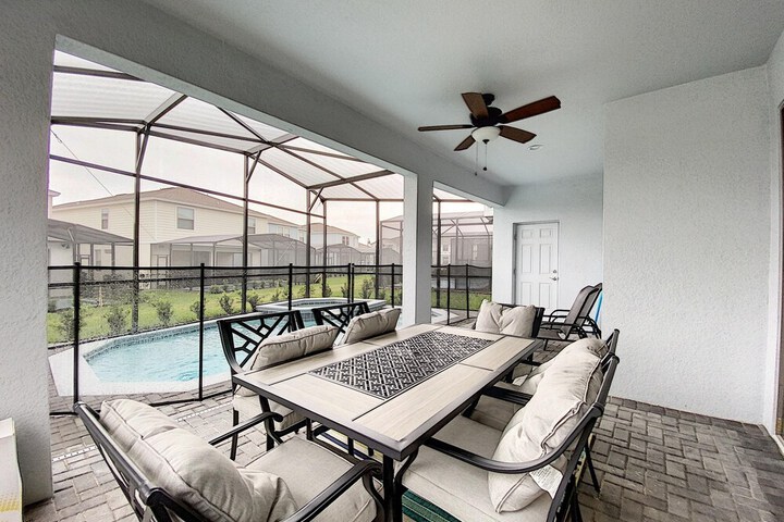 Terrace/Patio 13 of 18