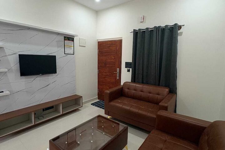 Room 14 of 24