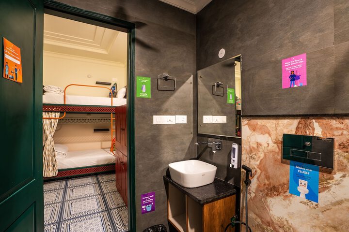 Room 61 of 90