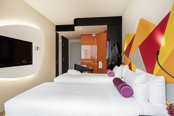 Room 36 of 85