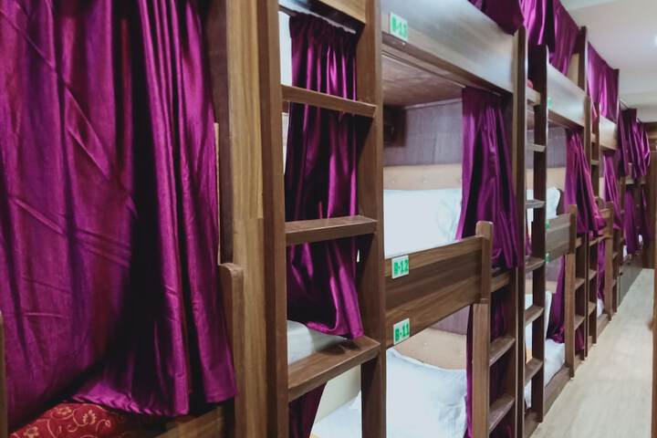 Room 5 of 14