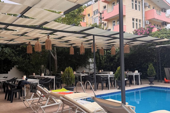 Hotel Exterior 117 of 169