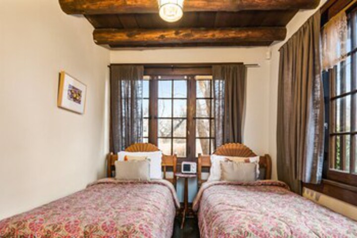 Room 34 of 44