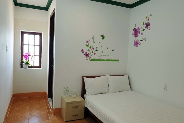 Room 10 of 39