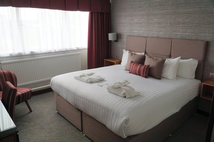 Room 40 of 102