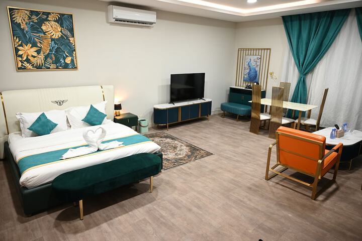 Room 36 of 61