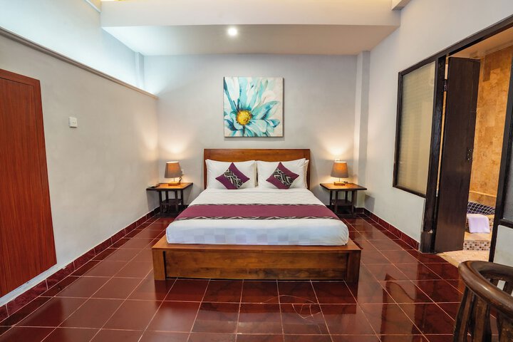 Room 6 of 31