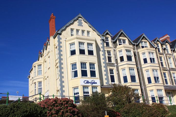 Hotel Exterior 134 of 146