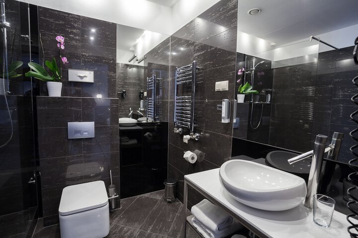 Bath Interior