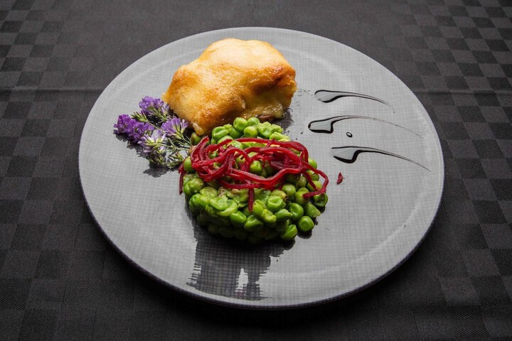 Dining 20 of 35