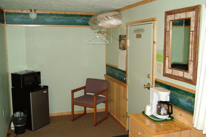 Room 23 of 60