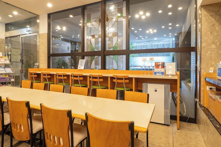 Entrance & Lobby