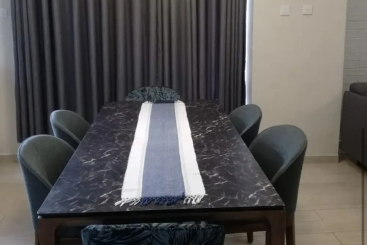 Room 3 of 21