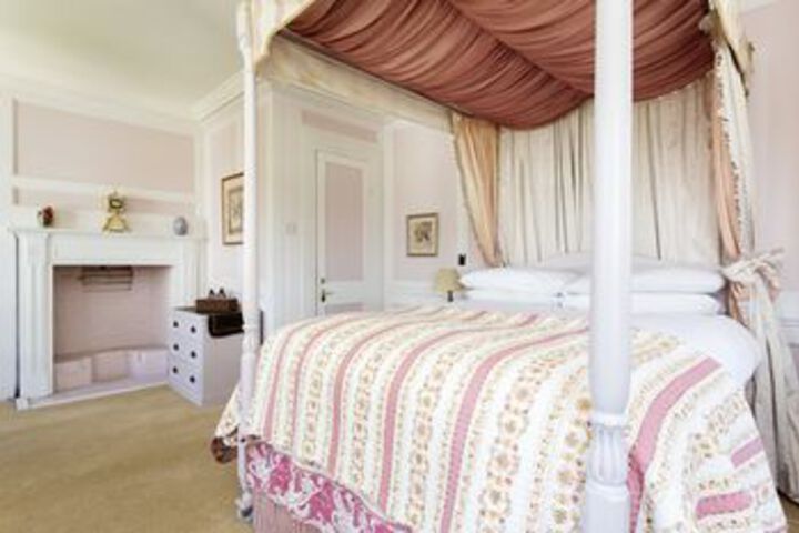 Room 15 of 54