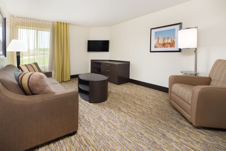 1 Queen Studio Suite (1 of 11)