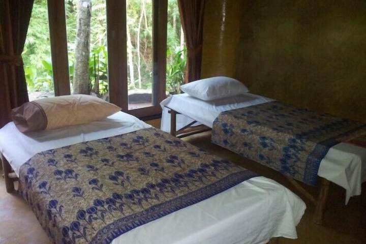 Room 8 of 23