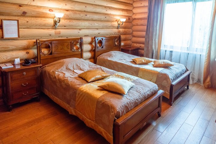 Room 10 of 69