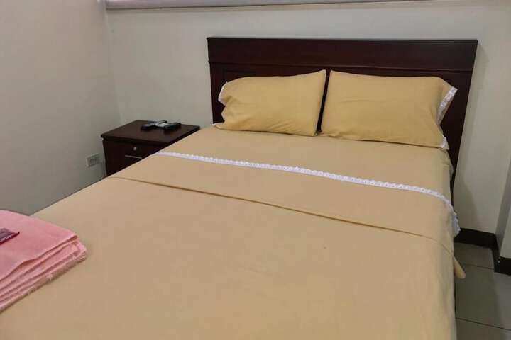 Room 9 of 24