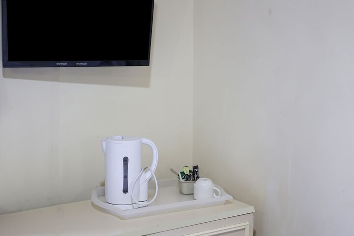 Room 12 of 26
