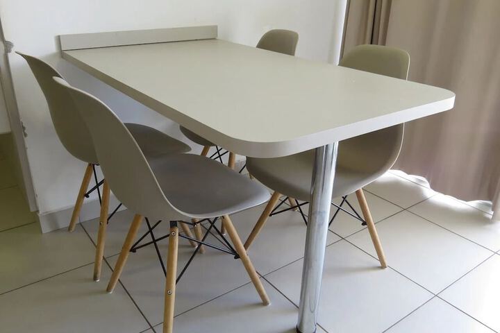 Dining 105 of 146
