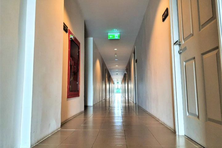 Room 9 of 15