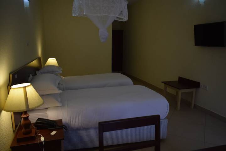 Room 7 of 97