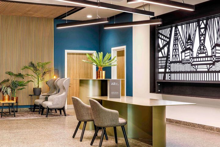 Hotel 106 of 108