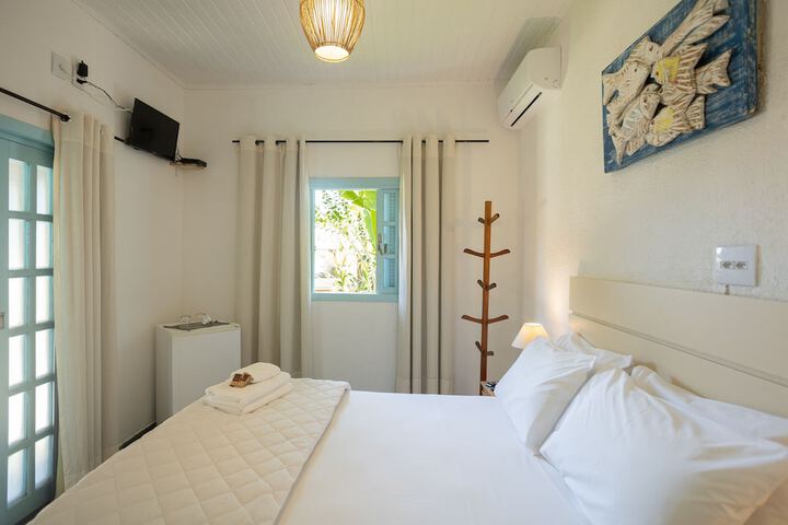 Room 2 of 56