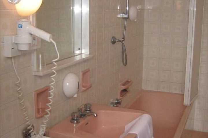 Room 20 of 53