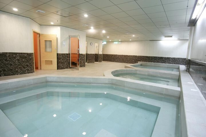 Spa 40 of 58