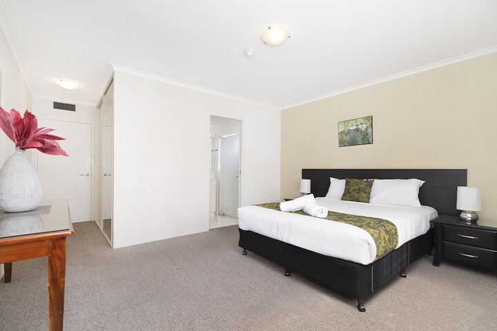 Room 2 of 61