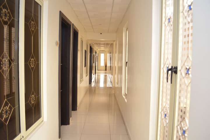 Ballroom/Hall 32 of 37