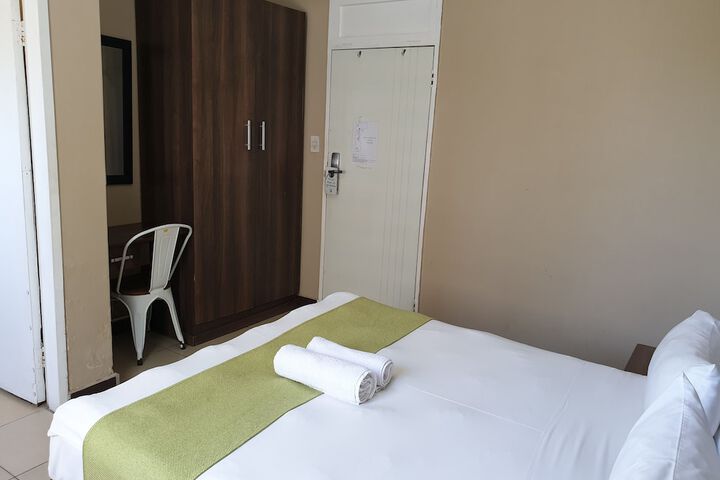 Room 15 of 69