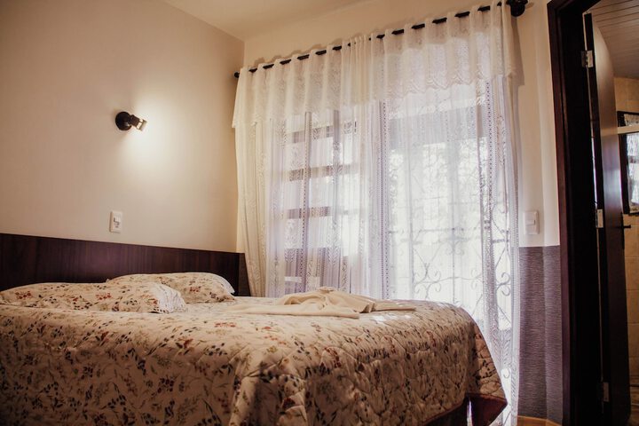 Room 85 of 181
