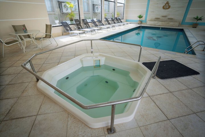 Pool 85 of 175