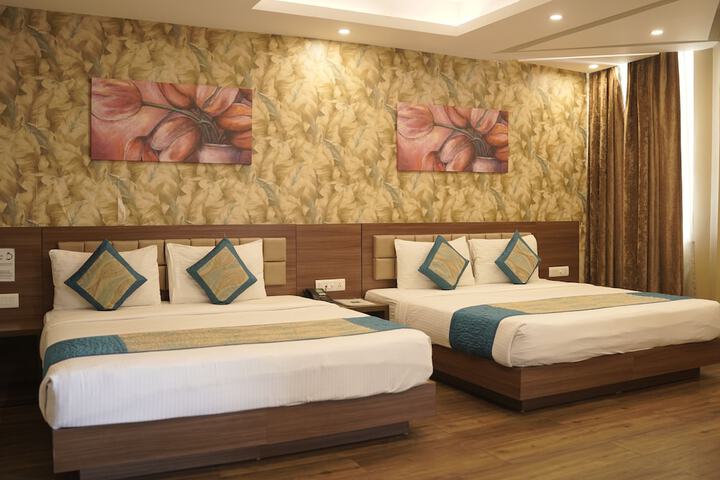 Room 36 of 90
