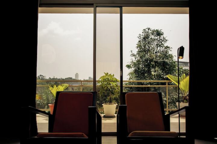 Room 7 of 27