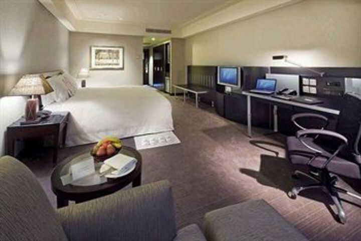 Room 46 of 66