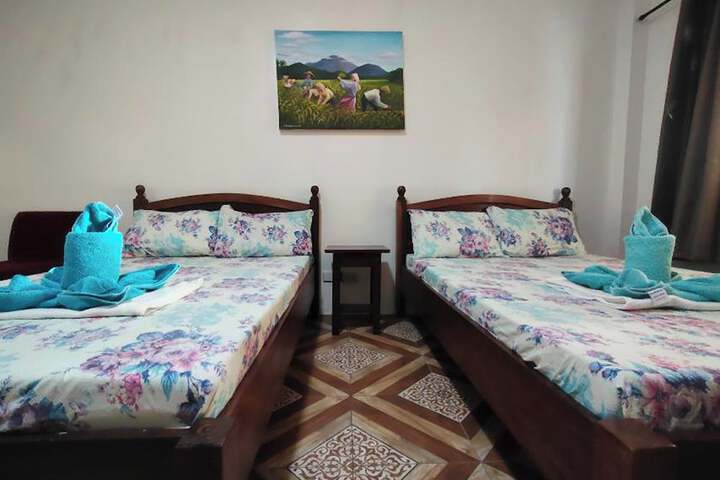 Room 48 of 120