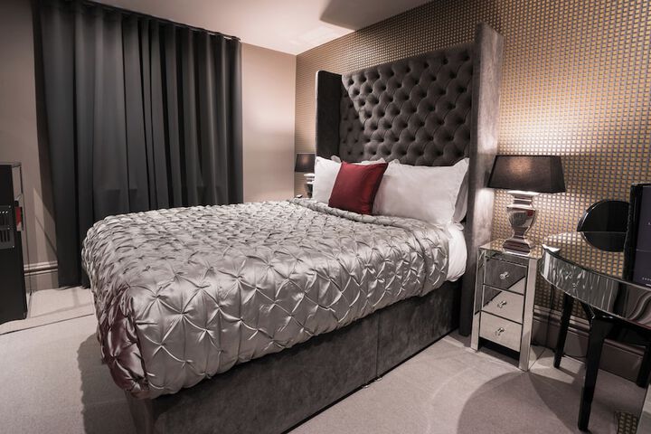 Room 18 of 75