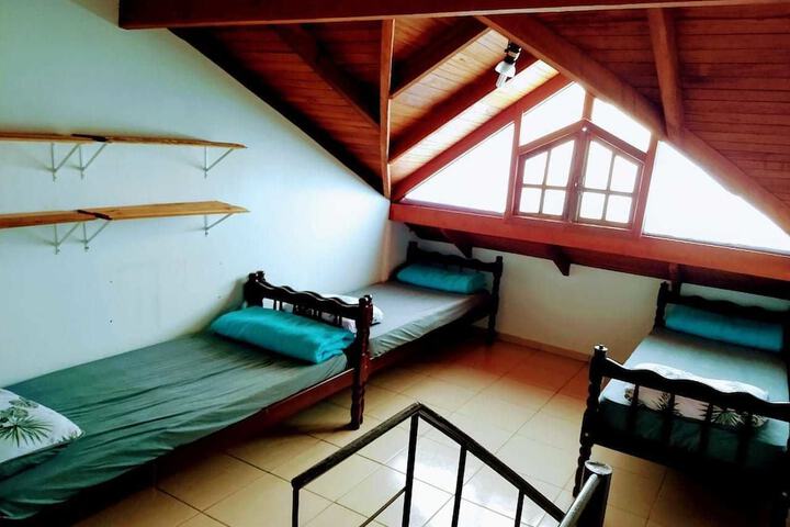 Room 3 of 49