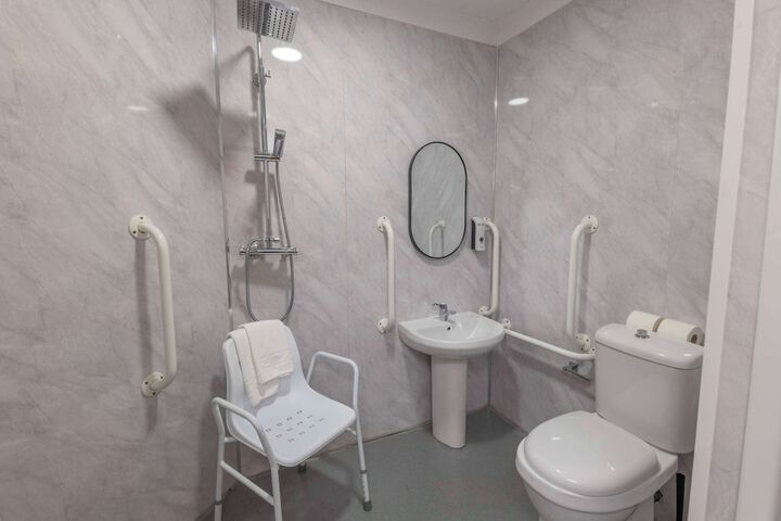 Room 53 of 86