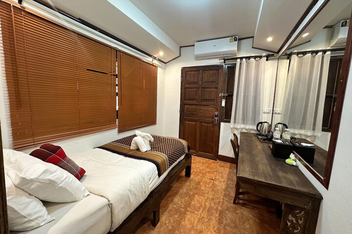 Room 45 of 86