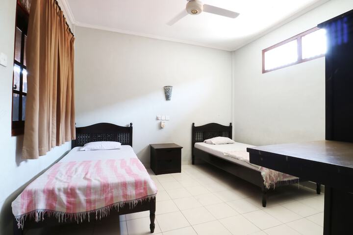 Room 15 of 61