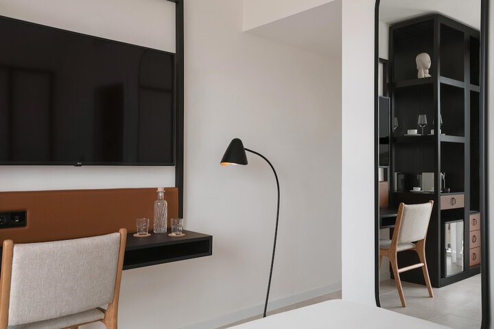Room 22 of 122