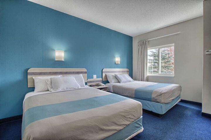 Room 18 of 36