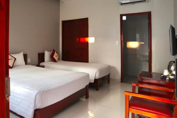 Room 17 of 42