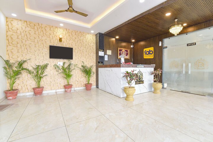 Hotel Interior 10 of 37